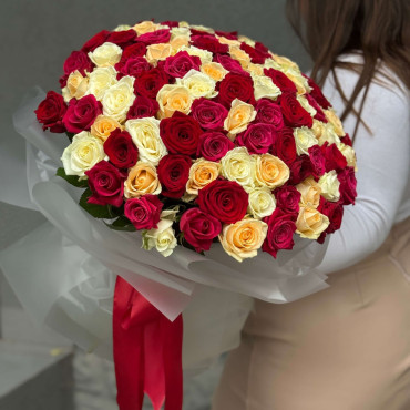 101 разноцветная роза